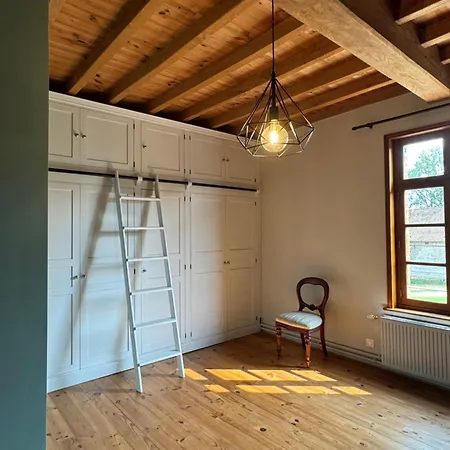 La Ferme De La Foret, De Groupe A La Campagne Longvilliers (Pas-de-Calais)