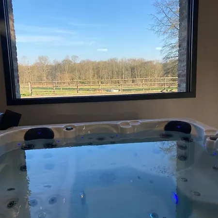 بيت للعطل La Ferme De La Foret, De Groupe A La Campagne *