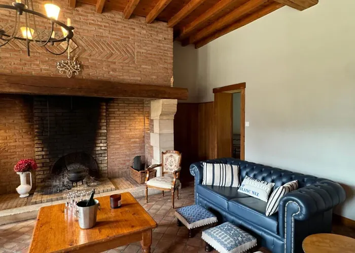 Prázdninový dům La Ferme De La Foret, De Groupe A La Campagne *