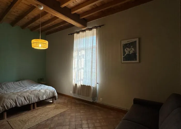 La Ferme De La Foret, De Groupe A La Campagne