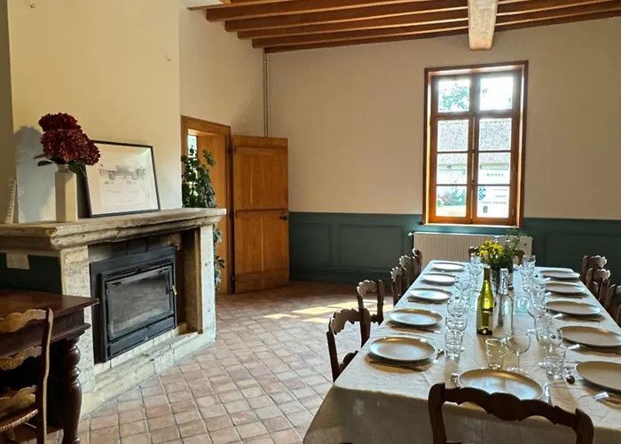 La Ferme De La Foret, De Groupe A La Campagne *